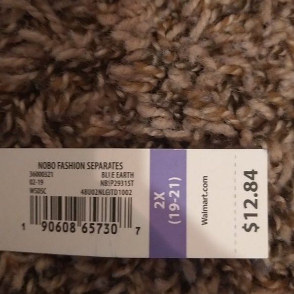 Bathing suit - Picture 2 of 2